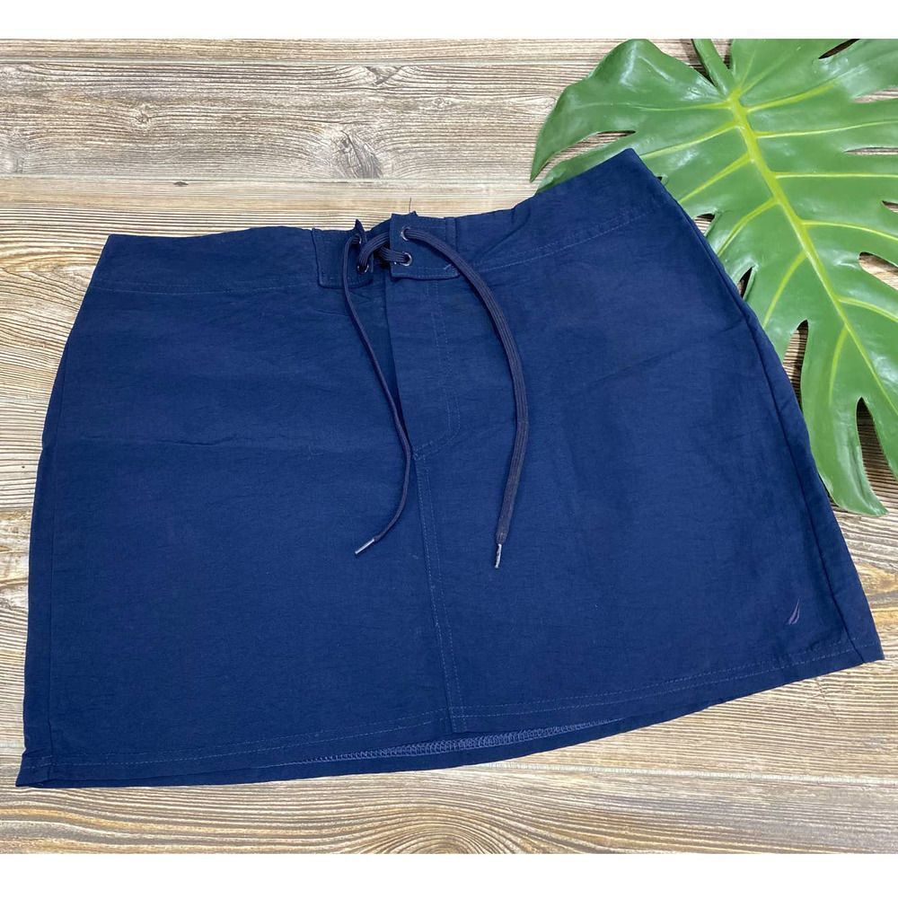 Nautica navy blue skirt